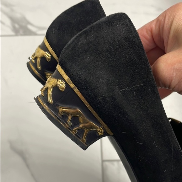 Aldo Black Velvet Loafers Slip-Ons with Gold Details - Picture 5 of 10